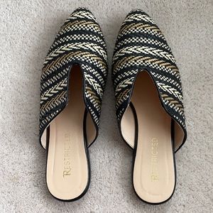 NWOT Restricted Woven Slides